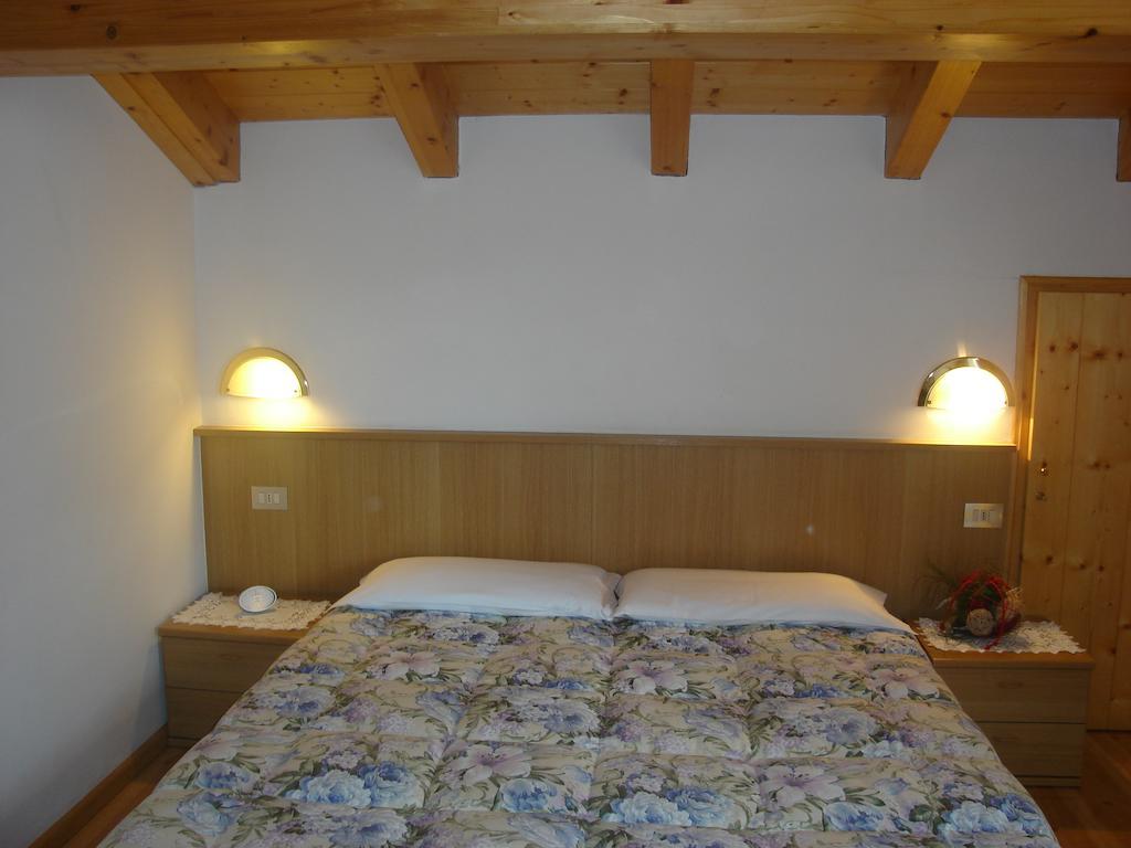 Appartamenti Villa Maria Canazei Szoba fotó